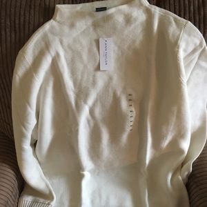 Cream mock neck Ann Taylor sweater size xl